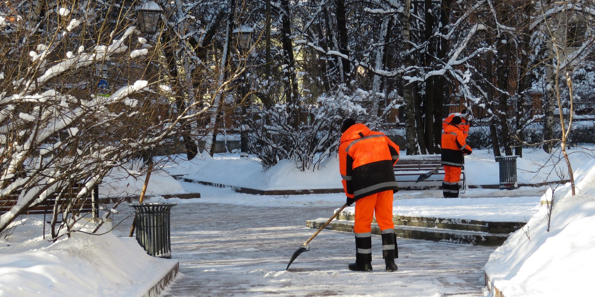 Tips on How to Hire a Snow Removal Service